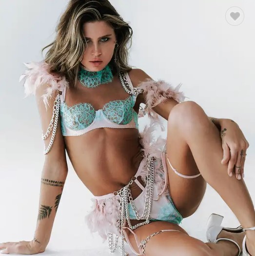 Sexy lingerie F004
